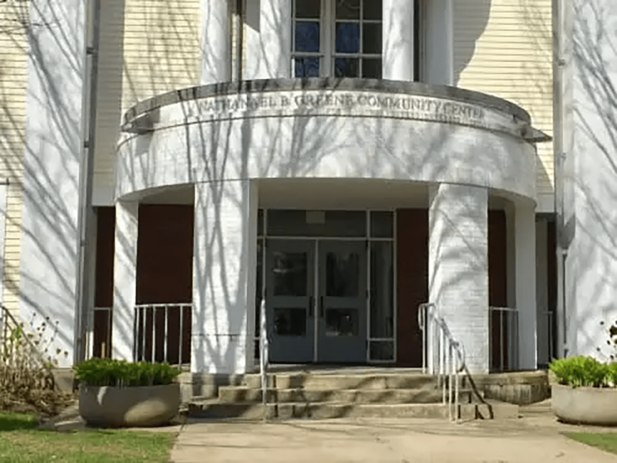 Community Center Shows – Spring Pick Up/Summer Drop&nbsp;Off